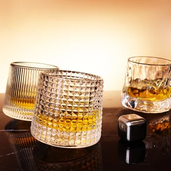 150-200 ml Tvorivé Pohára Víno Pohár Rotujúce Dekompresný Vodka, Whisky Záujme Pohár Rodiny Bar Festival Trasie Víno Nastaviť