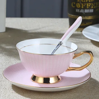 Kvet Dizajn Európskeho Kosti čína kávový set Top Triedy Porcelánovú šálku kávy a dekoratívnych Luxusné Darčeky Pearl glaze
